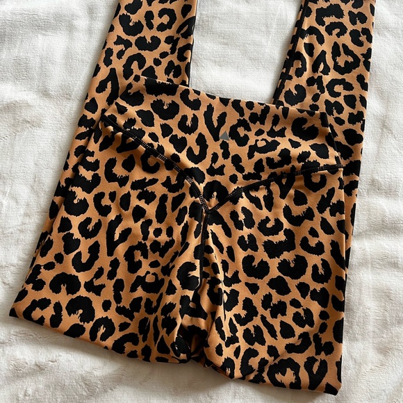 Balance Athletics Ascend Short King Cheetah - Picture 4 of 6